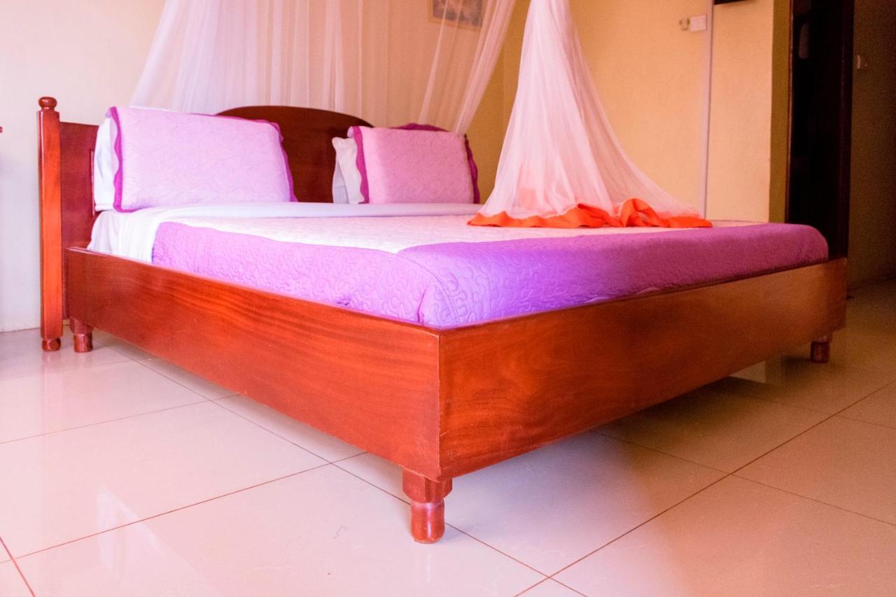 Kahondo Buffalo Hotel Kampala Makerere Exteriér fotografie